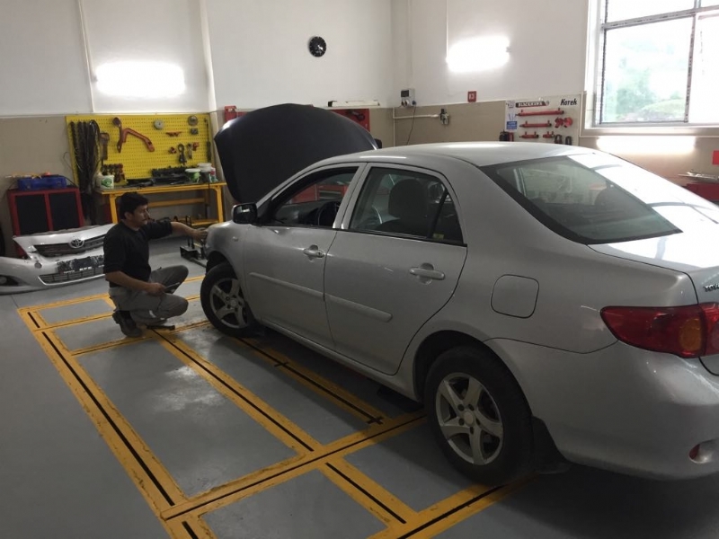GÖKTEPE TOYOTA PLAZADA KAPORTA VE BOYAHANE SERVİSİ DÜNYA STANDARTLARINDA