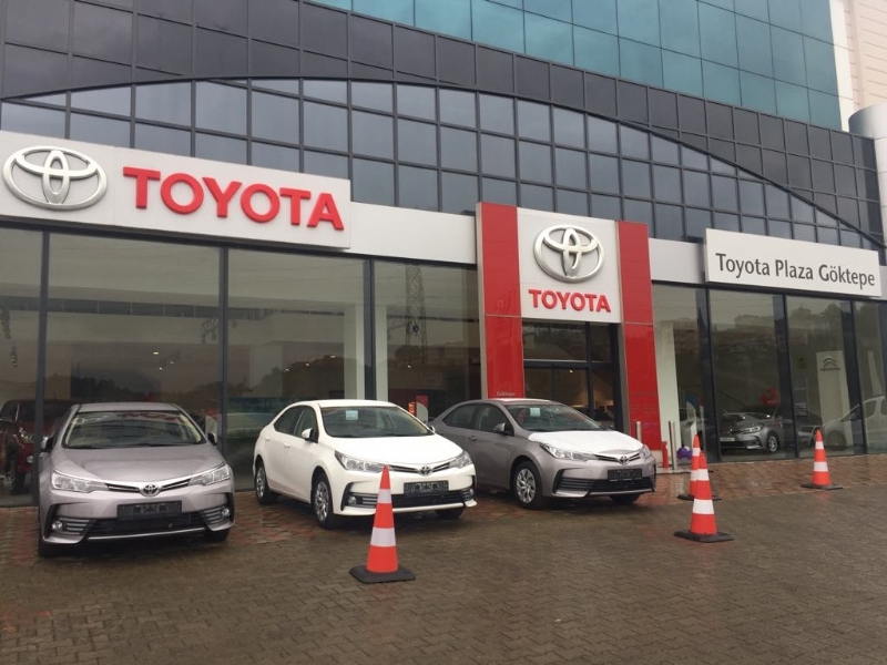 GÖKTEPE TOYOTA PLAZADA KAPORTA VE BOYAHANE SERVİSİ DÜNYA STANDARTLARINDA