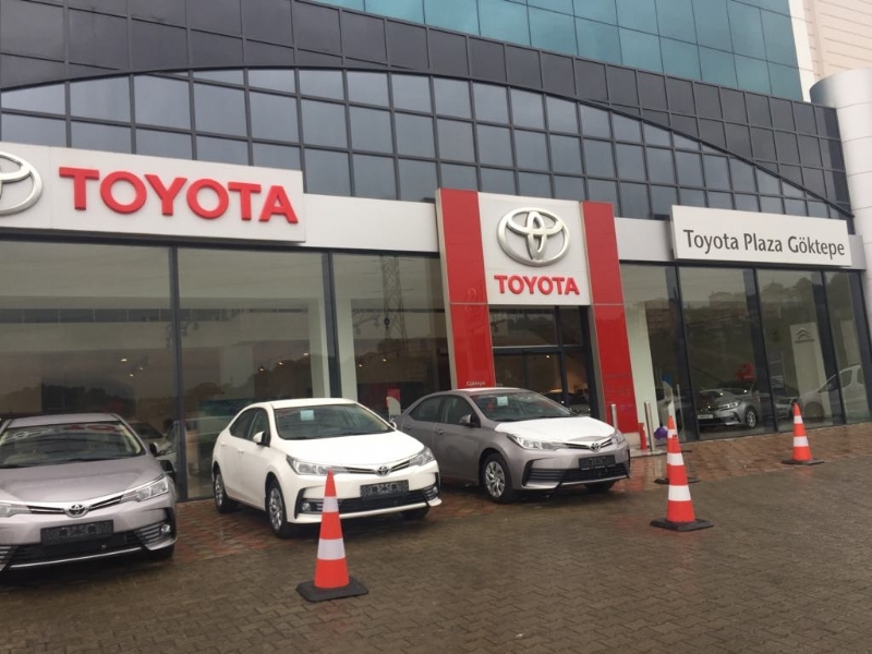 GÖKTEPE TOYOTA PLAZADA KAPORTA VE BOYAHANE SERVİSİ DÜNYA STANDARTLARINDA