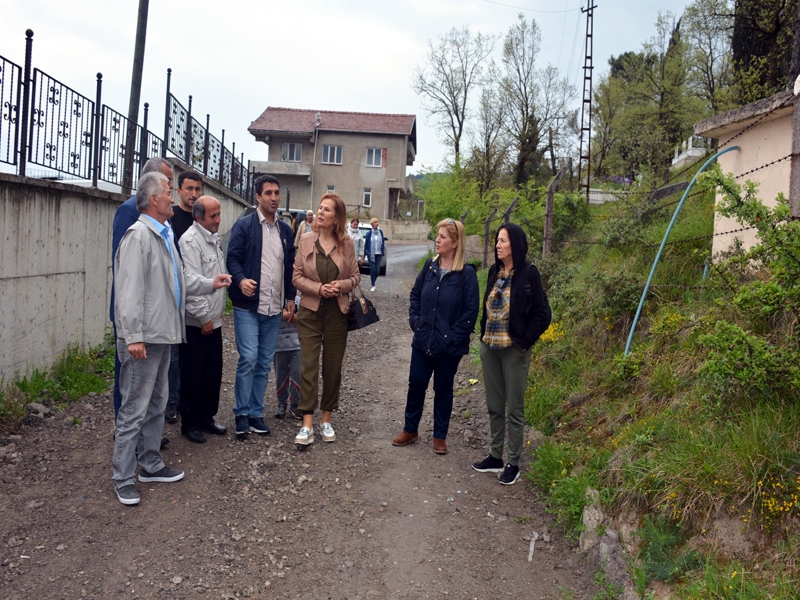 BAYAN POSBIYIK’TAN MAHALLELERE TEŞEKKÜR ZİYARETİ.