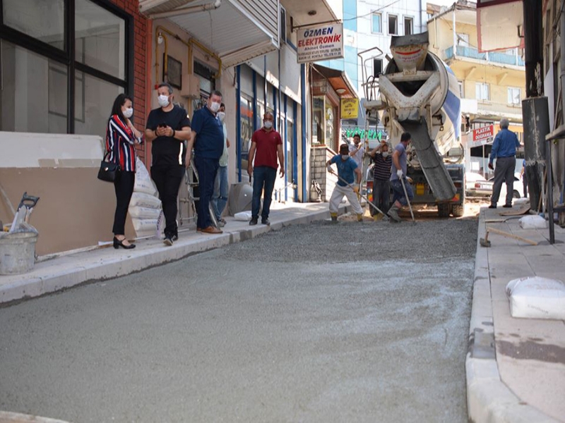 BAŞKAN TEKİN; ‘LAF DEĞİL, HİZMET ÜRETİYORUZ’