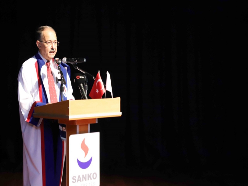 SANKO ÜNÜVERSİTESİ'DE BEYAZ ÖNLÜK TÖRENİ