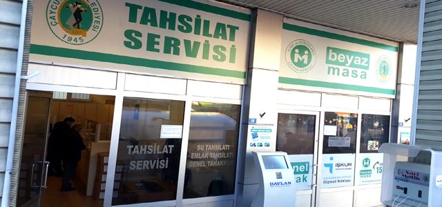 ÇAYCUMA BELEDİYESİNİN VEZNELERİ ÖĞLE TATİLİ YAPMIYOR