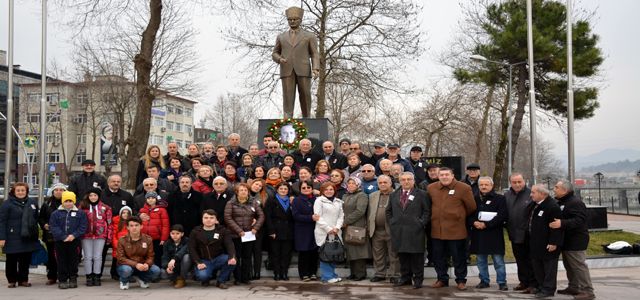 UĞUR MUMCU 24. YILINDA ALAPLI’DA ANILDI