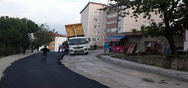 ALAPLI’YA 6 BİN TON ASFALT DÖKÜLMEYE BAŞLANDI