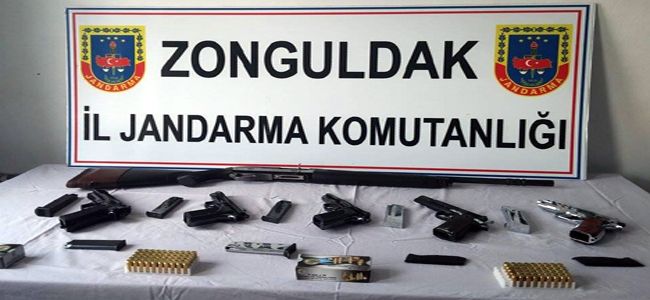 ALAPLI’DA JANDARMA CEPHANELİK EVİ ÇÖKERTTİ