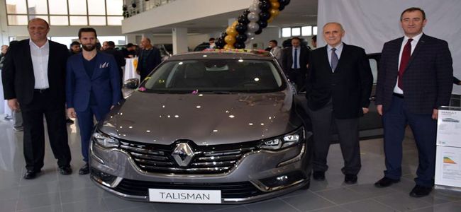 ÖZERLER OTOMOTİV “RENAULT TALISMAN’I ”GURURLA SUNDU